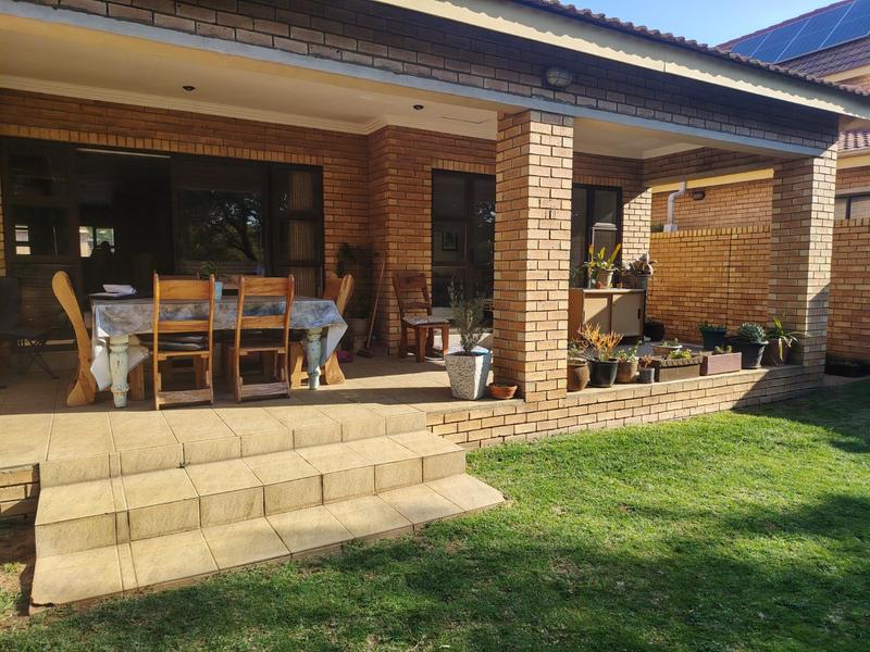 3 Bedroom Property for Sale in Vaalpark Free State